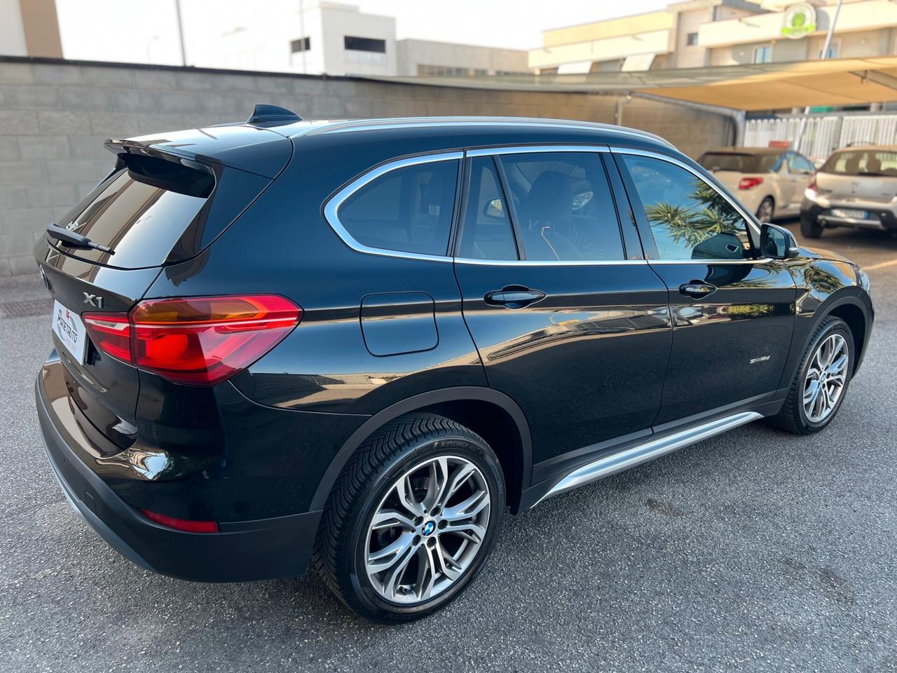 Bmw X1 sdrive18d xLine AUTOM. NAVI/PELLE/PD PERFETTA!!