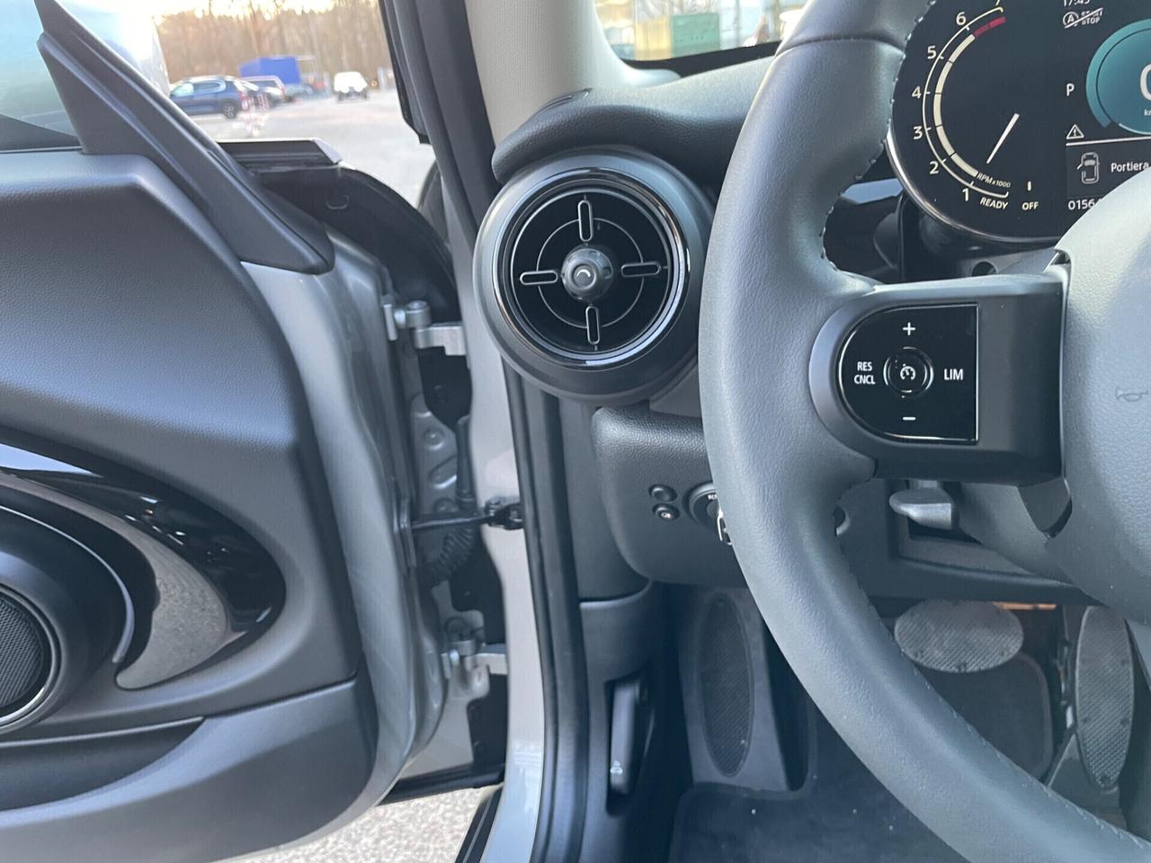 Mini Mini 1.5 Cooper Camden*Automatik*Solo 1500km*Pari al nuovo*