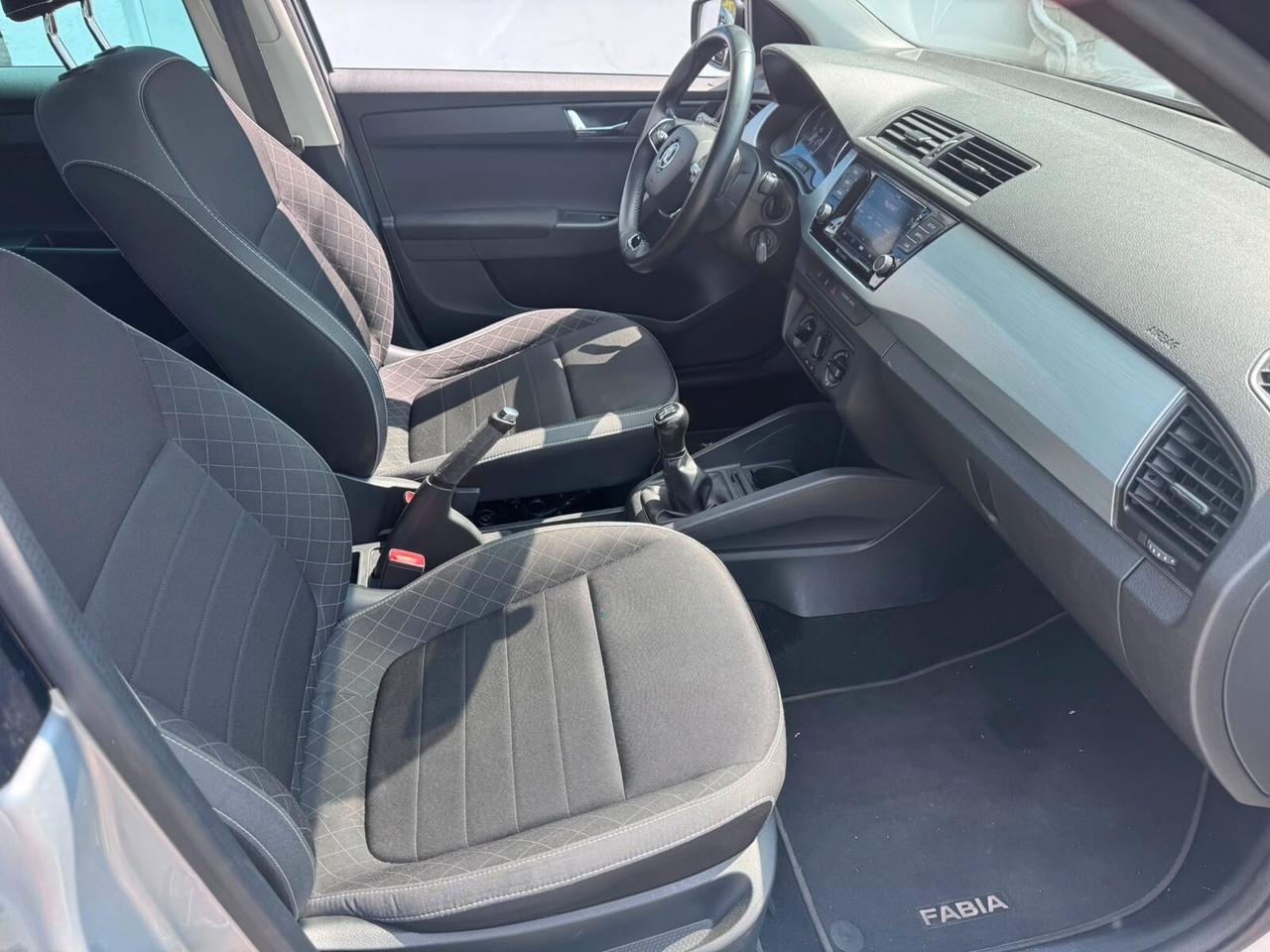 Skoda Fabia 1.0 TSI Twin Color Argento