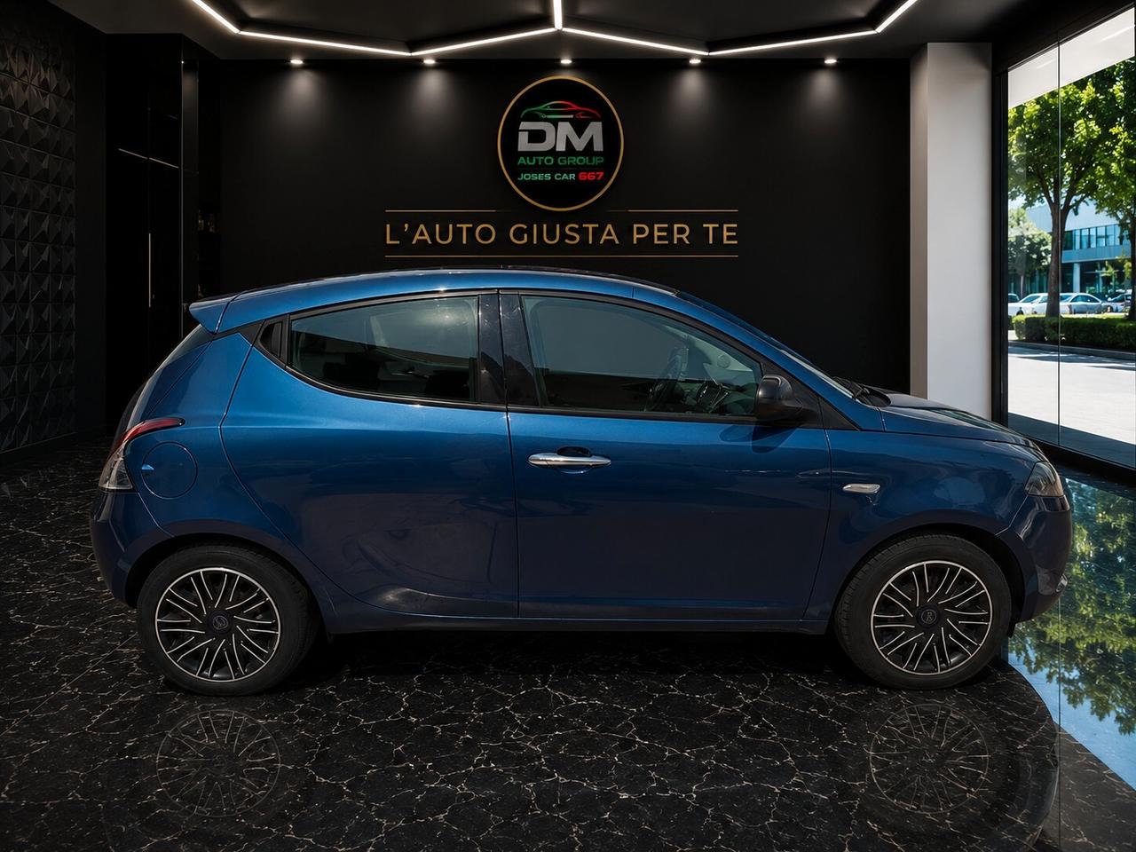 Lancia Ypsilon 1.0 FireFly 5 porte S&S Hybrid Gold