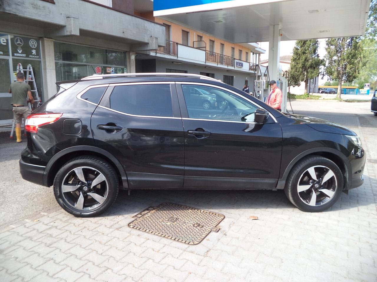 Nissan Qashqai 1.2 DIG-T Acenta KM 108000
