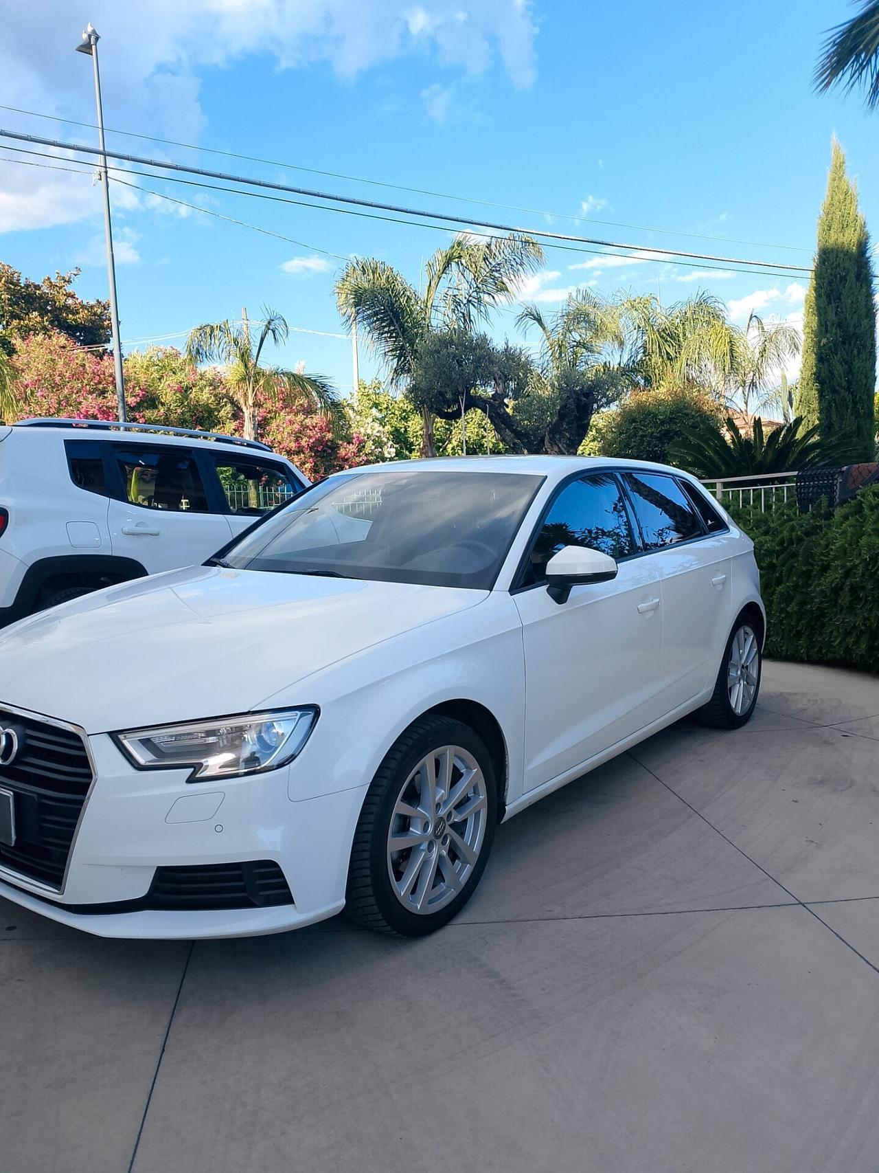 Audi A3 SPB 30 g-tron S tronic Sport