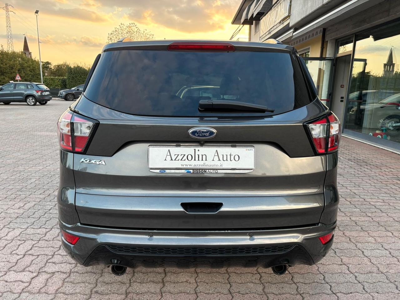 FORD KUGA 2.0 TDCI TAGLIANDI FORD SI A NEOPATENTATI