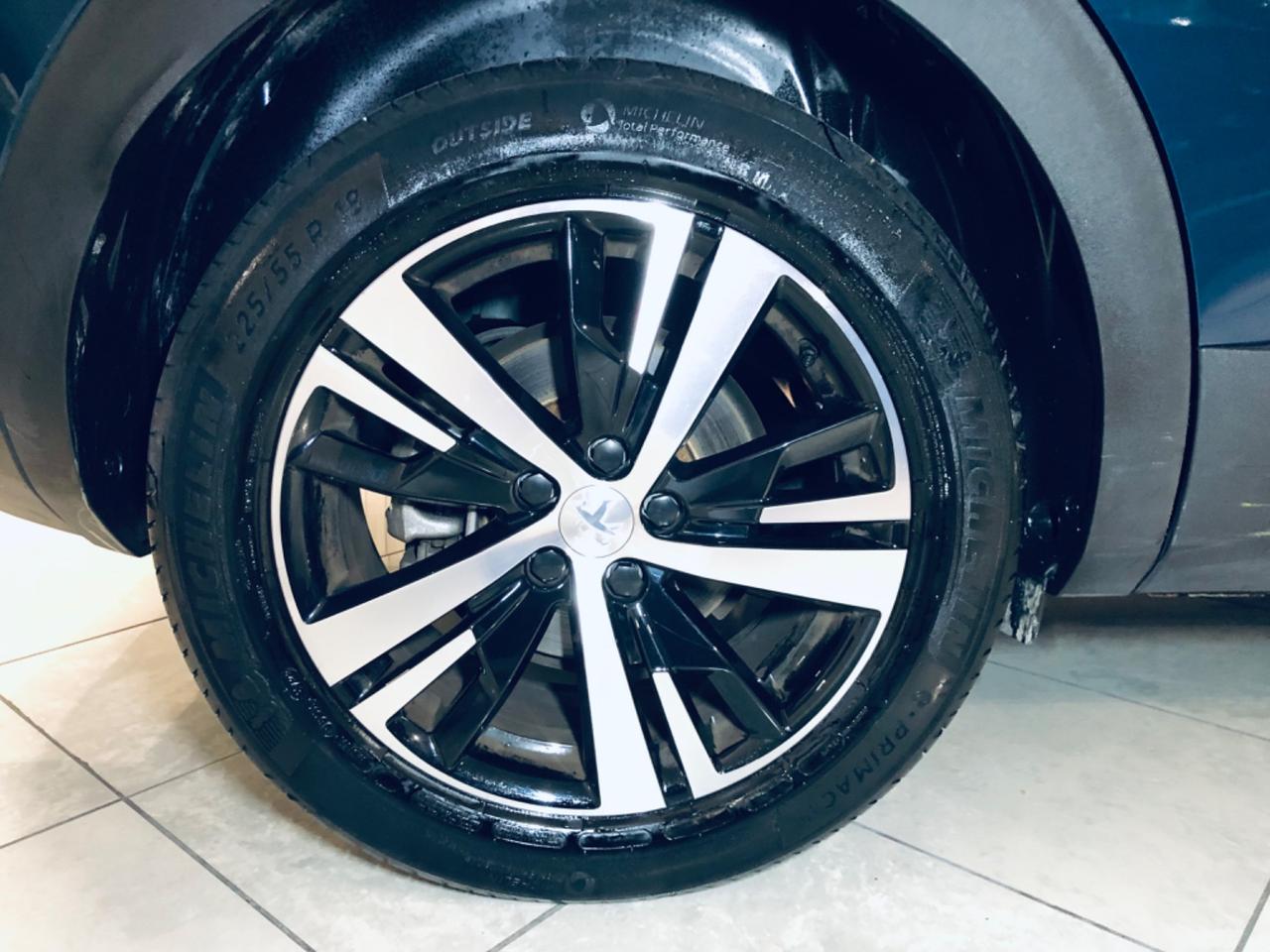 Peugeot 3008 PureTech Turbo 130 S&S EAT8 GT