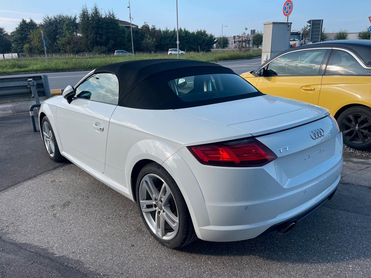 Audi TT Roadster 1.8 TFSI S tronic