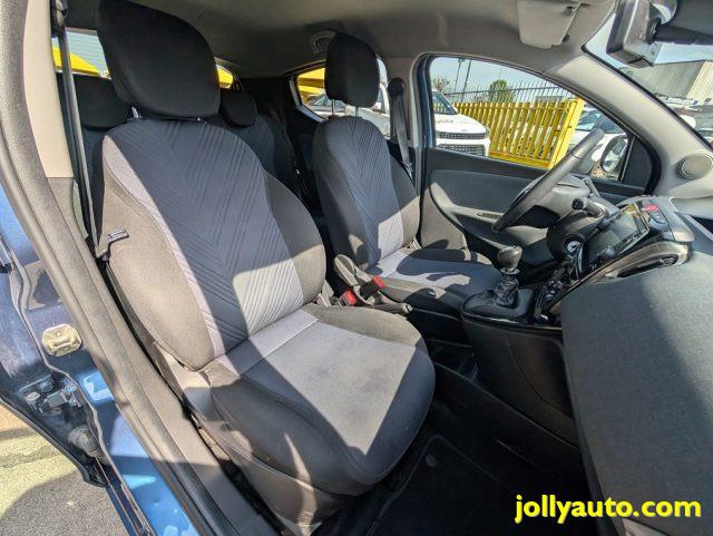 LANCIA Ypsilon 1.0 FireFly 5P S&S Hybrid Gold 5 posti - Ruotino