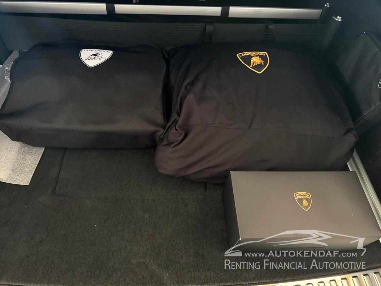 Lamborghini Urus 4.0 V8 phev SE auto
