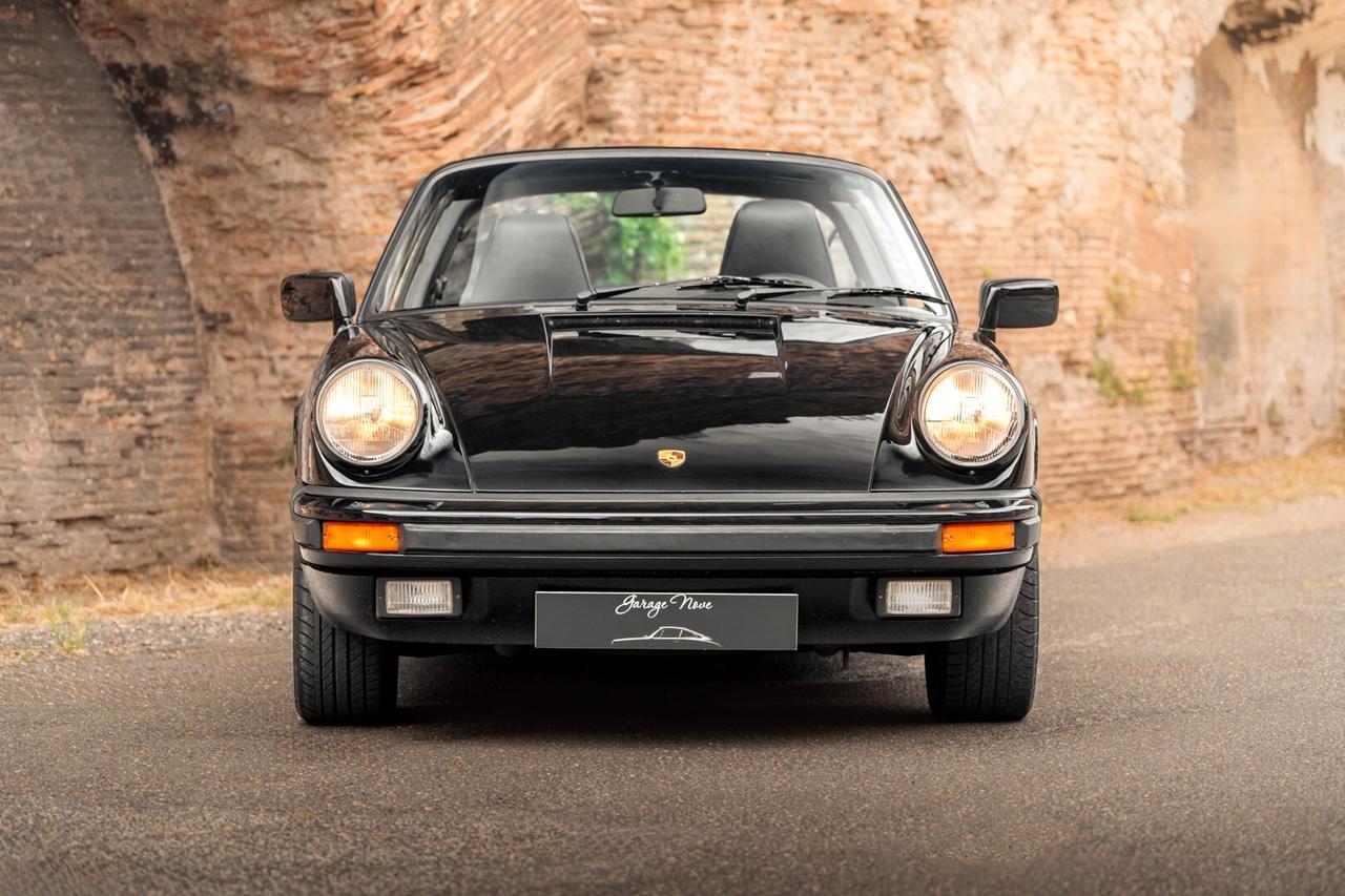 Porsche 911 Carrera 3.2 Targa 1989