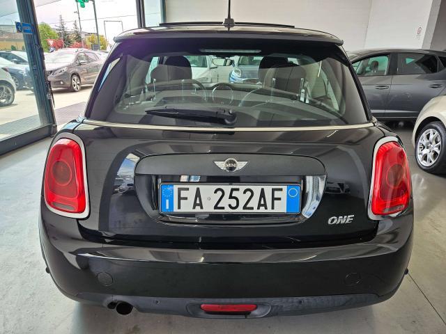 MINI One 1.2 benzina 75cv 3p TETTO APRIBILE / NEOPATENTATI