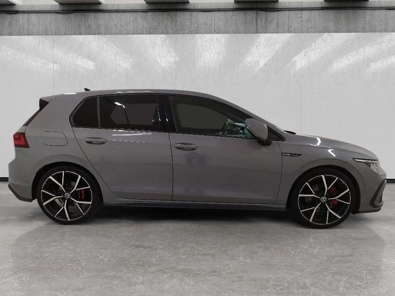 Volkswagen Golf 2.0 tdi GTD 200cv dsg