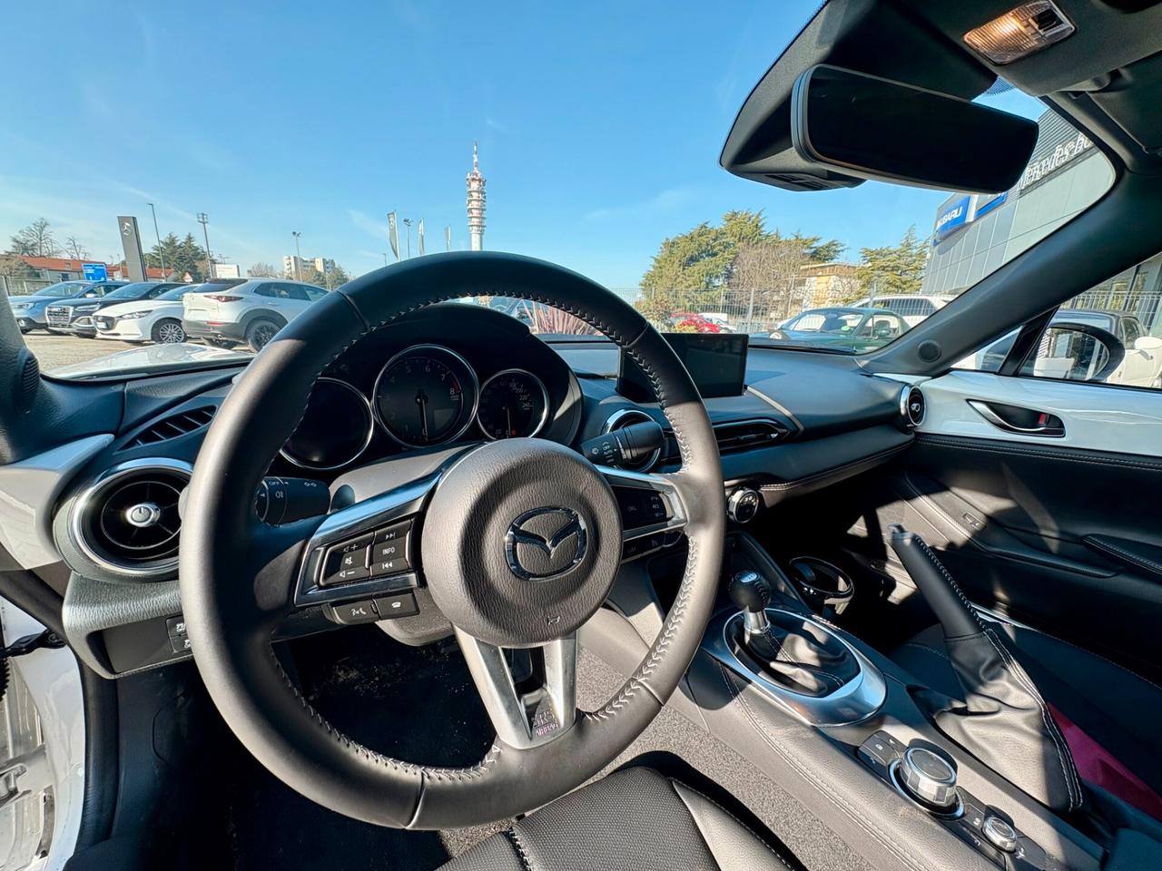 Mazda MX-5 1.5L Skyactiv-G Exclusive-Line