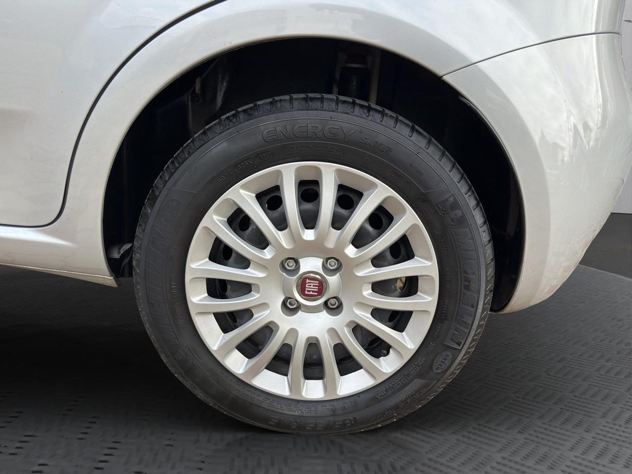 Fiat Punto 5p 1.2 Lounge E6