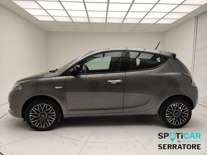 Lancia Ypsilon III 2021 1.0 firefly hybrid Gold Plus s&s 70cv 5p.ti