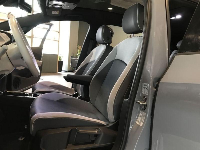 Volkswagen ID.3 Family Pro Batteria 58 KW Fari Matrix IQ.Light
