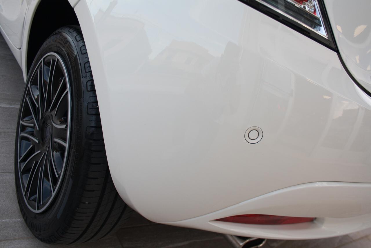 LANCIA YPSILON 1.0 HYBRID 70CV GOLD