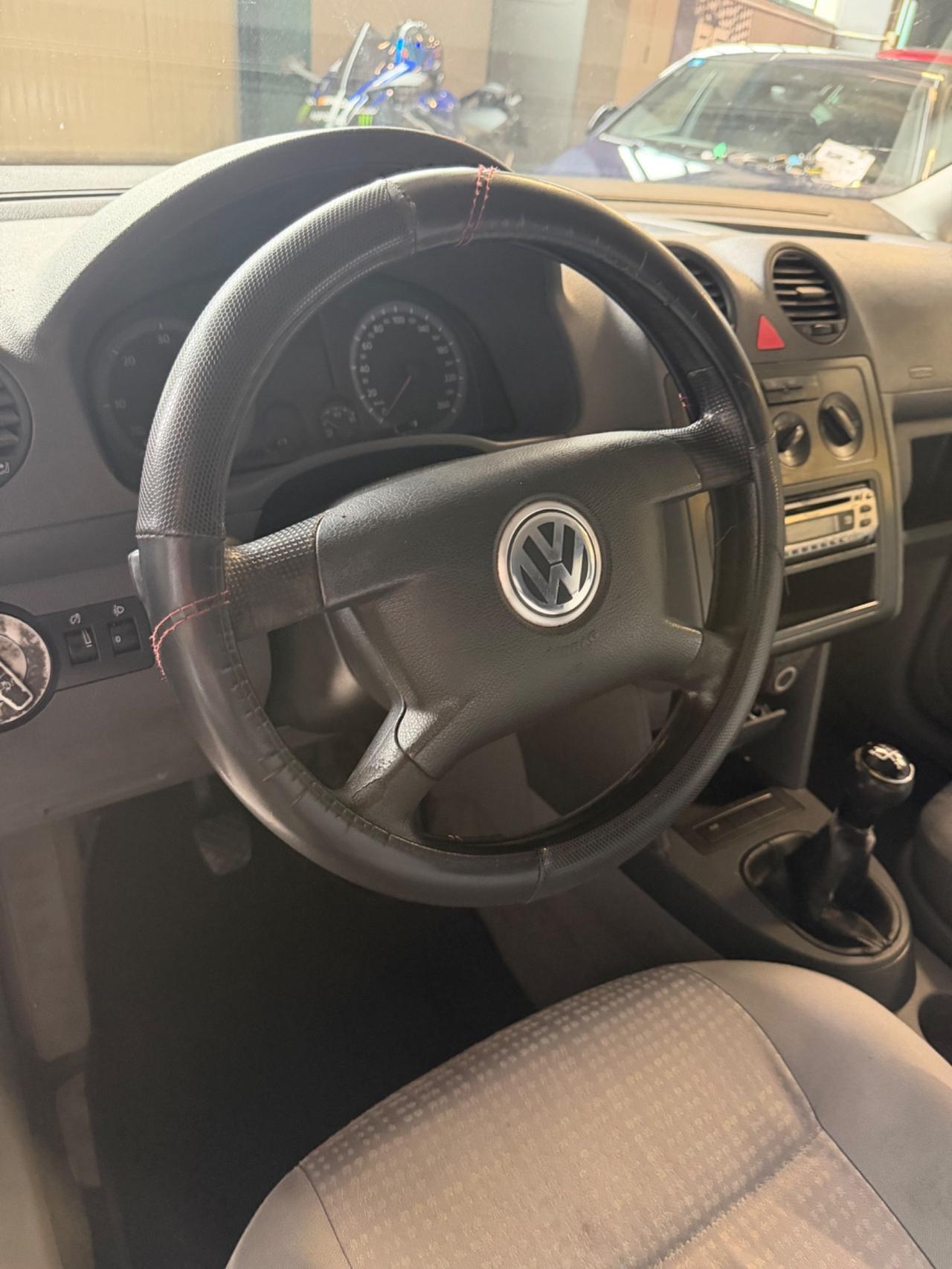 Volkswagen CADDY 1.9 16V TDI HIGHLINE