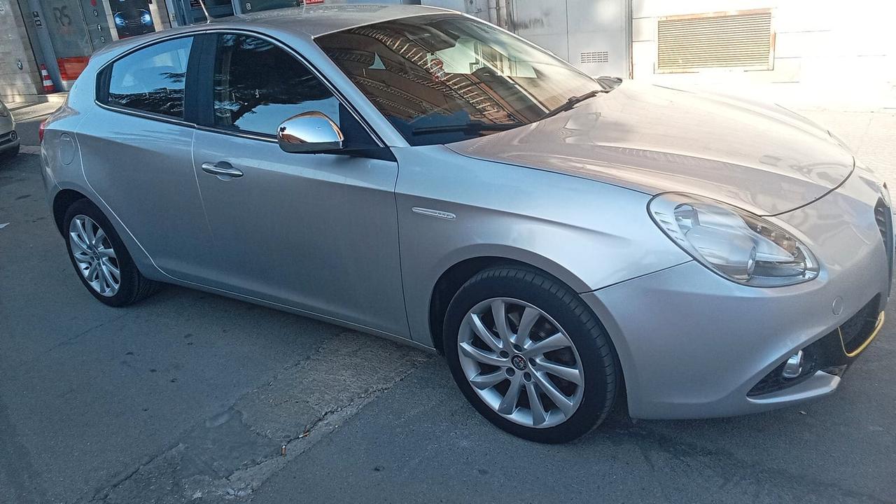 Alfa Romeo Giulietta 2.0 JTDm-2 140 CV Exclusive