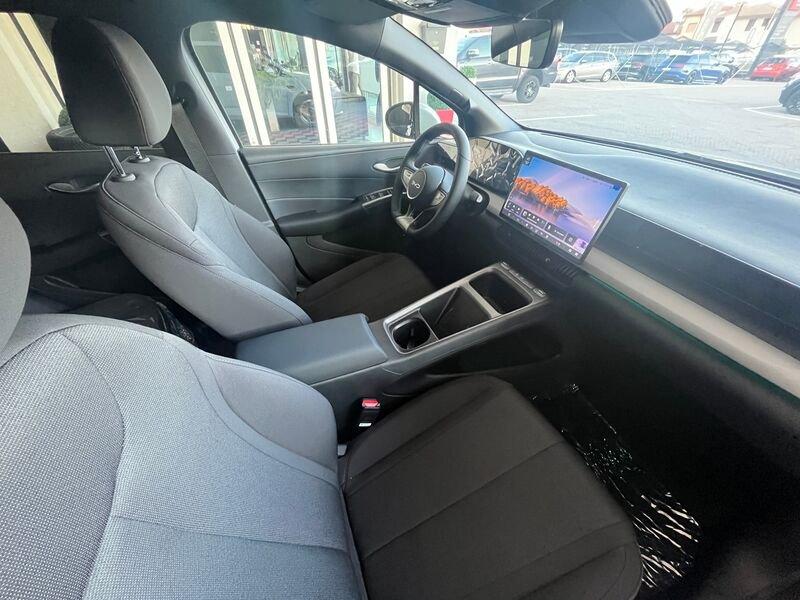 BYD Dolphin G DM-i