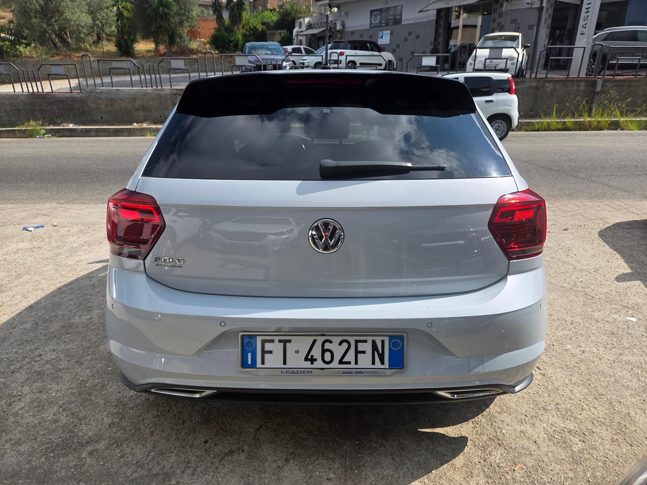Polo 1.6 TDI 95 CV DSG 5p. R-LINE
