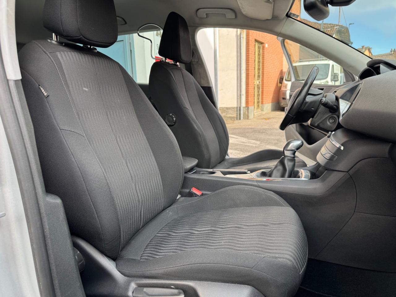 Peugeot 308 1.6 HDi 92 CV Business