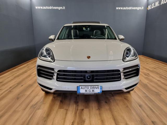 PORSCHE Cayenne 3.0 V6 E-Hybrid Platinum Edition