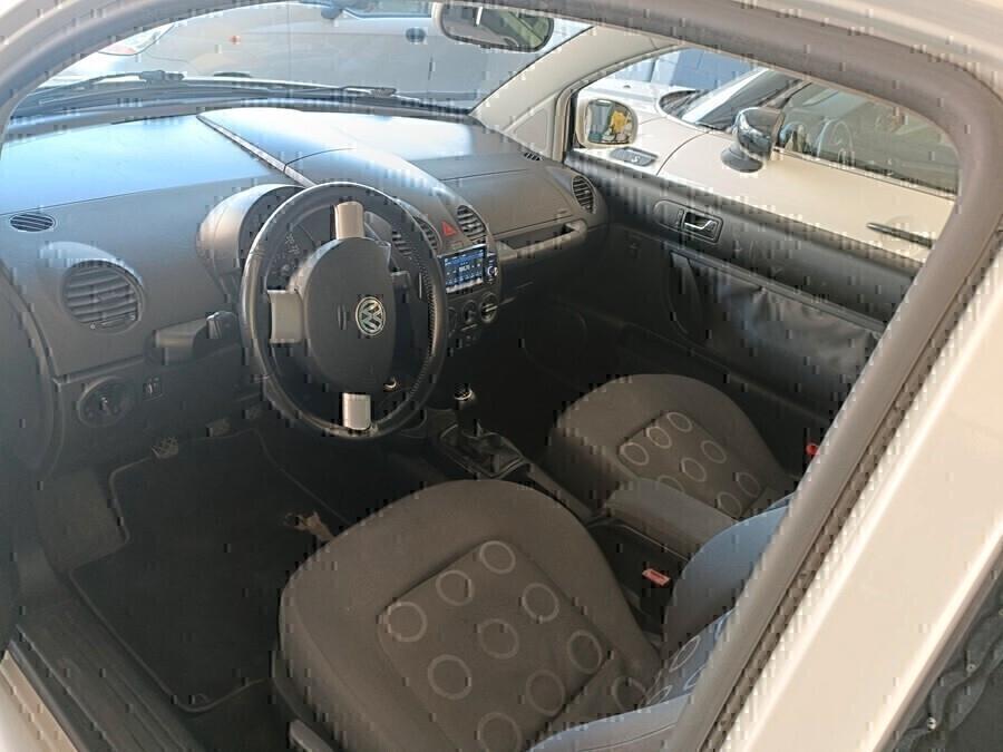 Volkswagen New Beetle 1.6 Miami