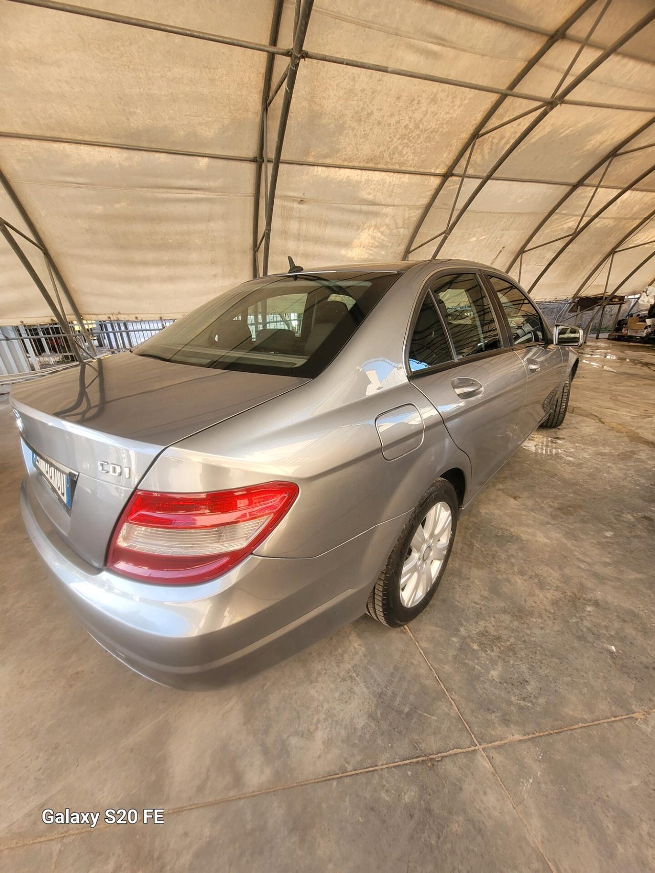 Mercedes-benz C 220 C 200 CDI BlueEFFICIENCY Classic