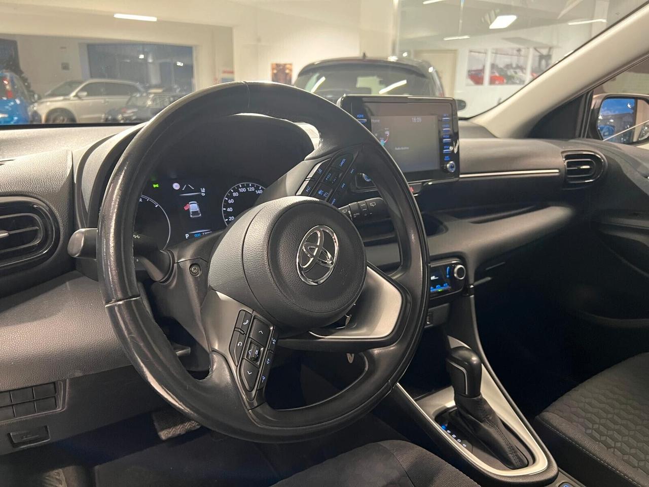 Toyota Yaris 1.5 Hybrid 5 porte Business