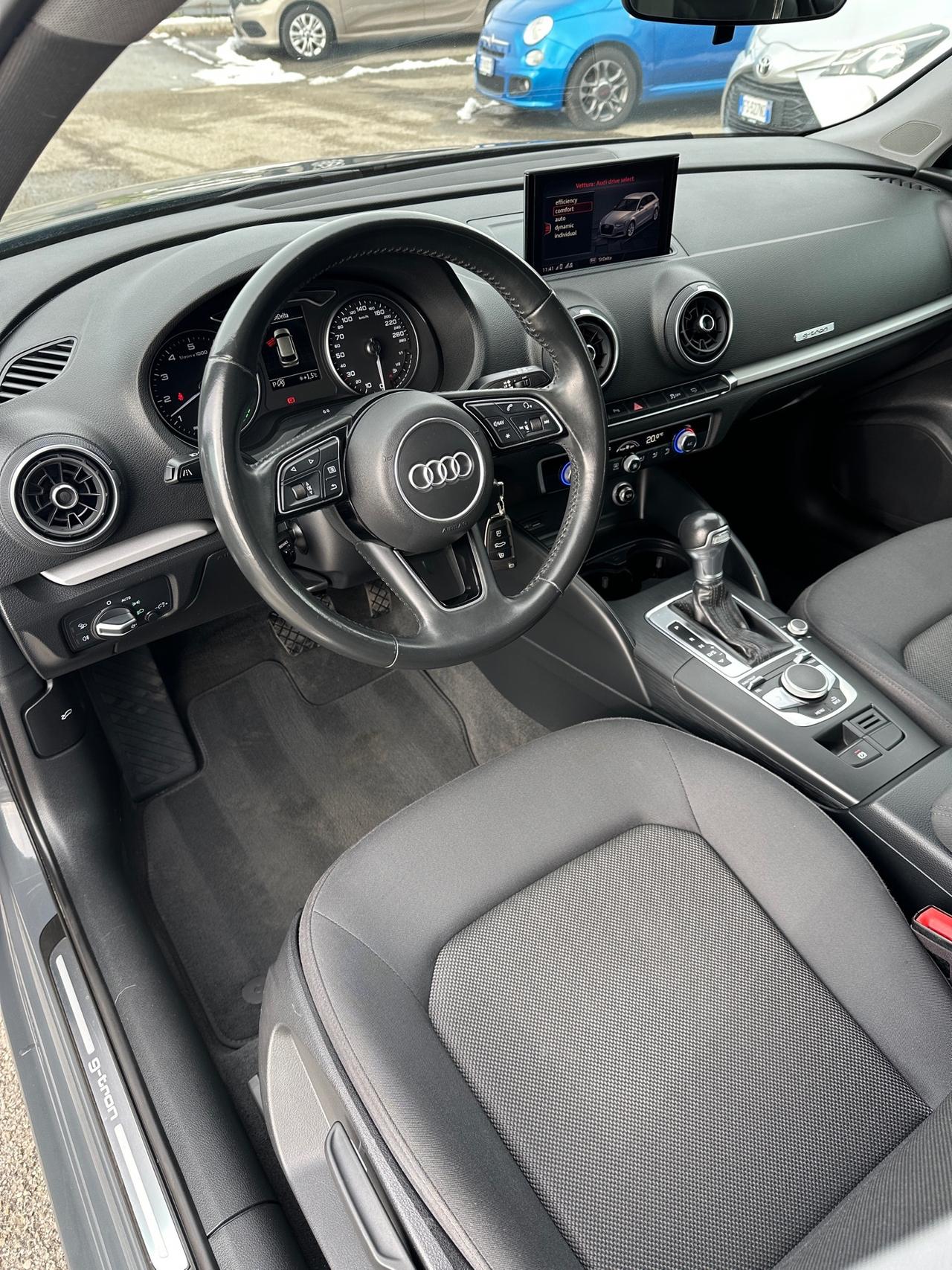 Audi A3 SPB 1.5 S-tron S-tronic Business - 2020