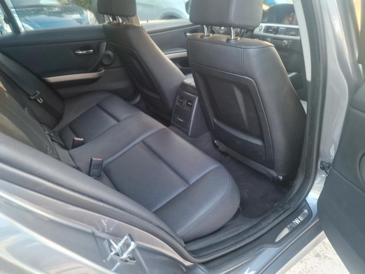 Bmw 320 320d cat Touring Attiva