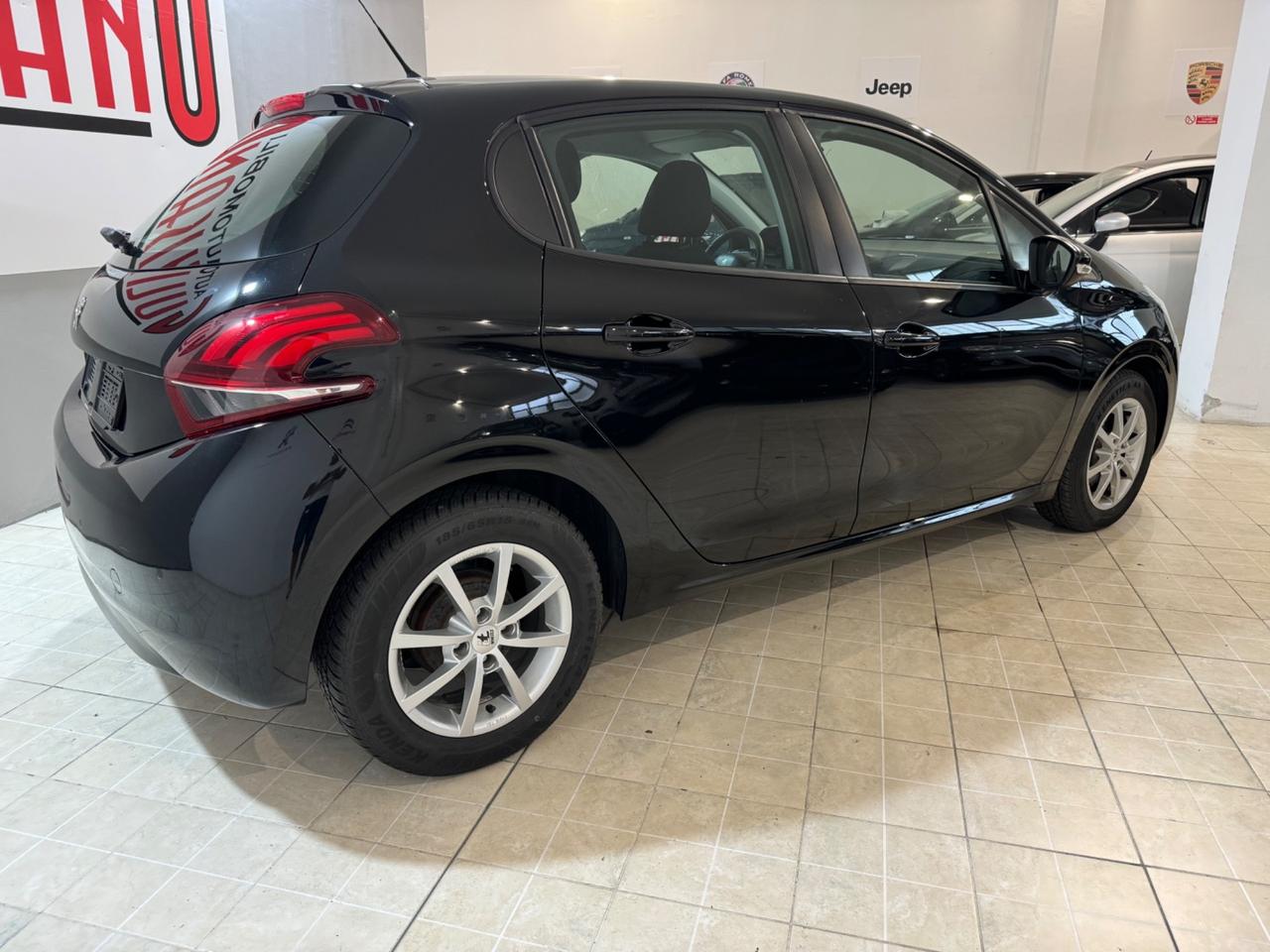 Peugeot 208 PureTech 68 5 porte Active