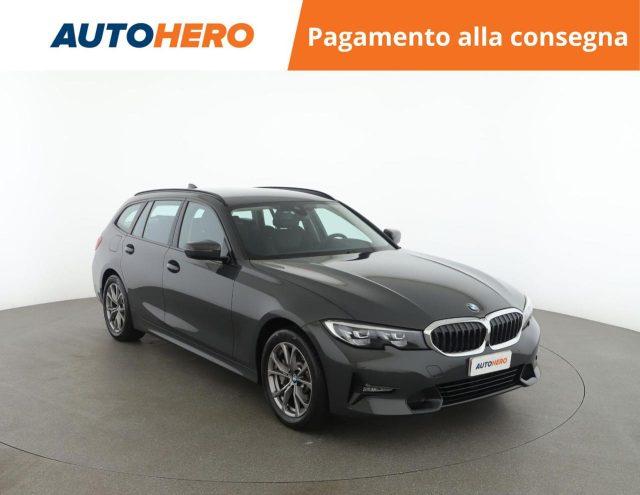 BMW 330 i xDrive Touring Sport