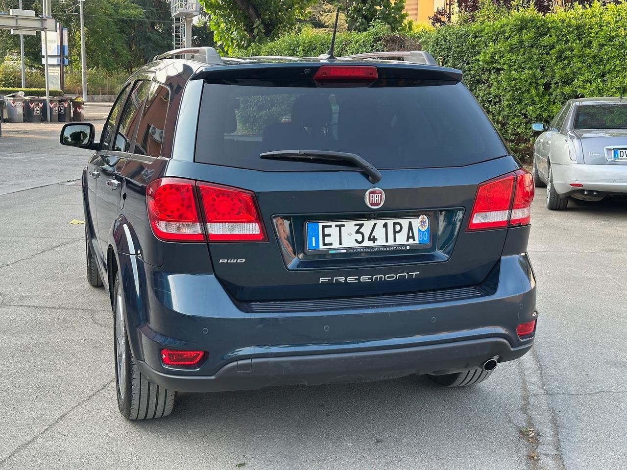 Fiat Freemont 2.0 Mjt 7 posti CV 4x4 aut. Lounge