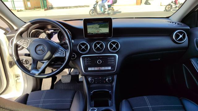 MERCEDES-BENZ A 200 d Automatic 4Matic Premium "NAVI"XENON"CAMERA"