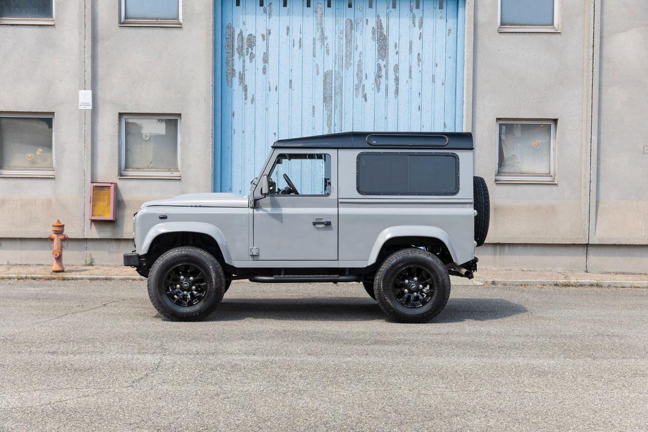 Land Rover Defender 90 2.5 300tdi* Restauro totale* Sedili Sparco* Pelle Marrone* Stupendo*
