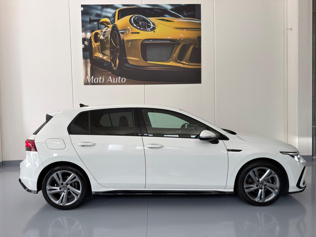 Volkswagen Golf 1.5 eTSI 150 CV EVO ACT DSG R-Line