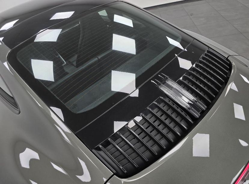 Porsche 911 Carrera