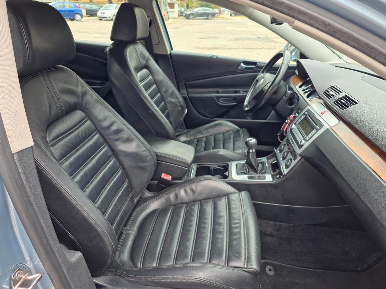 Volkswagen Passat 2.0 TDI DPF Var. Highline 2008-E4 Manuale NEO