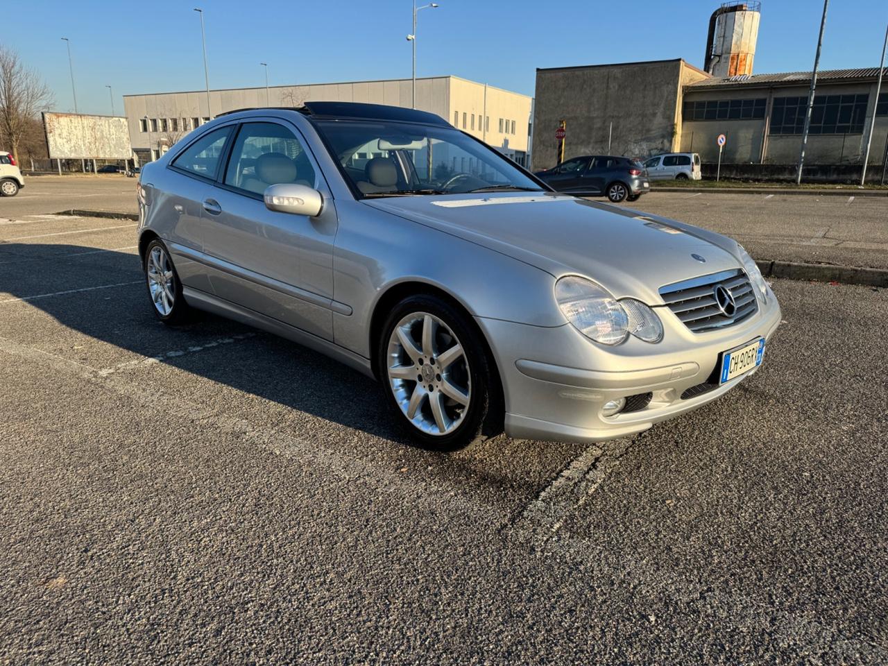 Mercedes-benz C Sportcoupè Evolution 1900km Tot