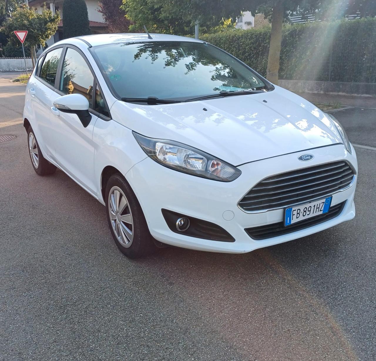 Ford Fiesta 1.4 5p. Bz.- GPL Titanium