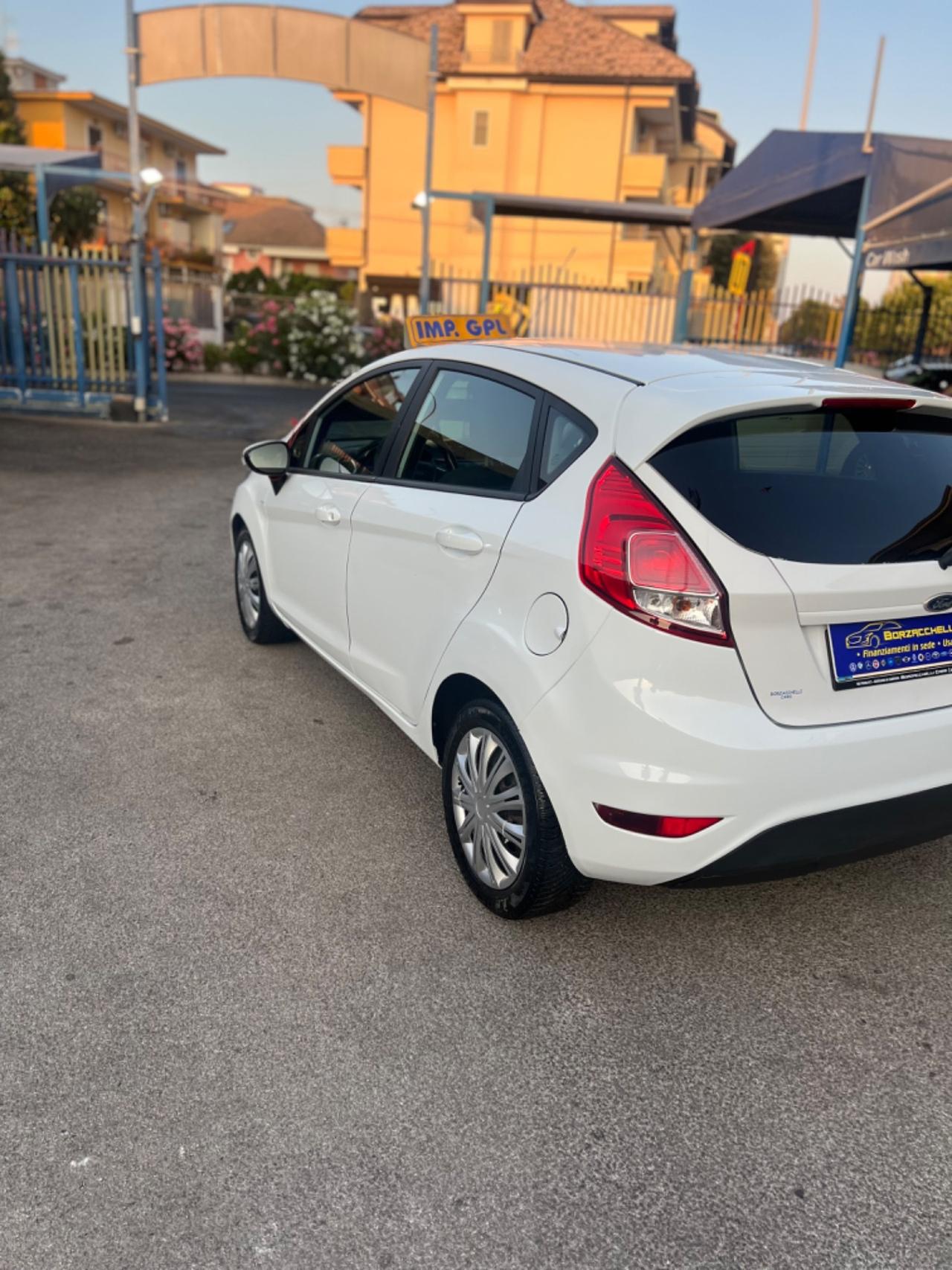 Ford Fiesta 1.4 5 porte Bz.- GPL Business