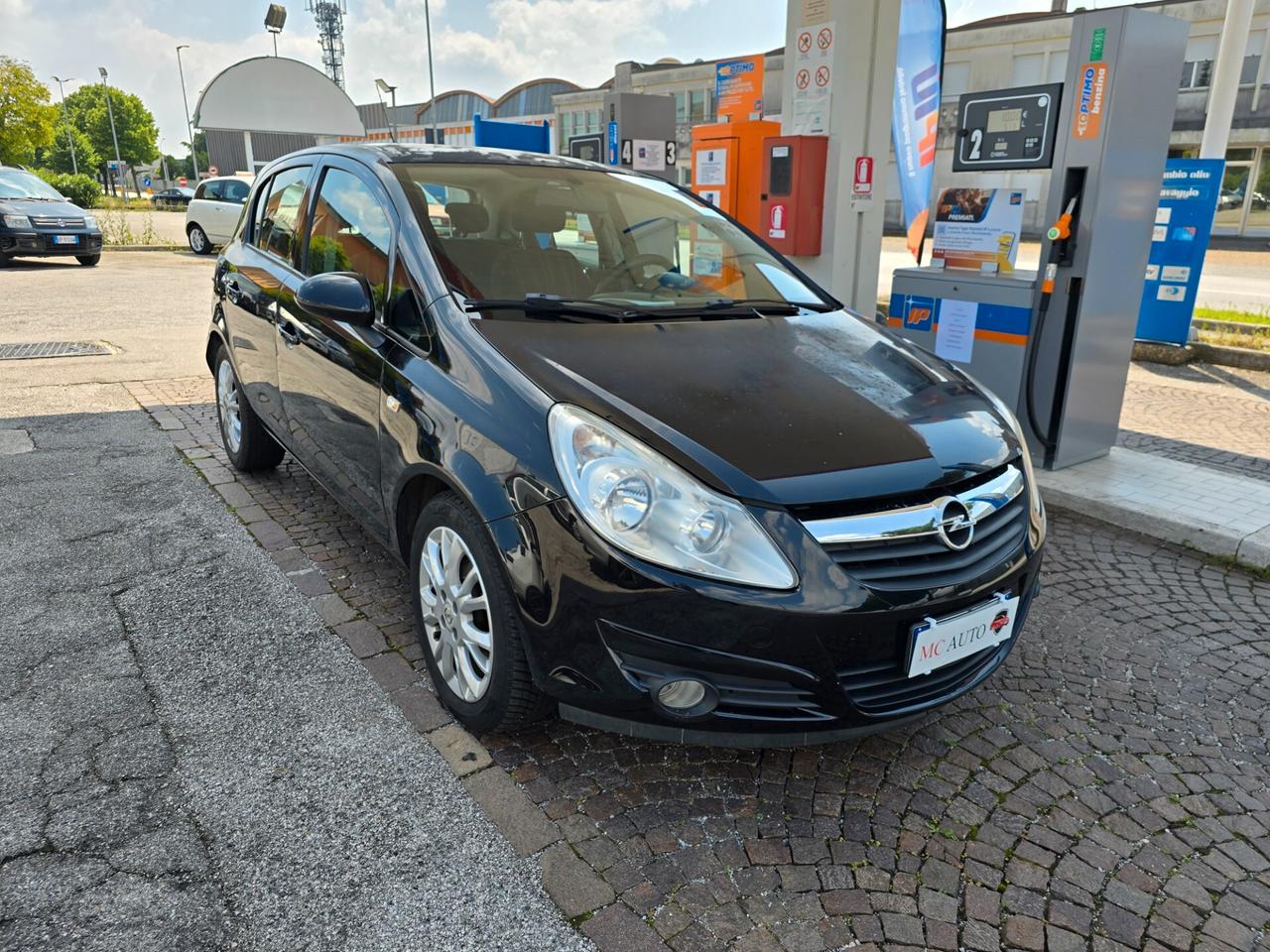 Opel Corsa 1.2 5 porte con 271.000km