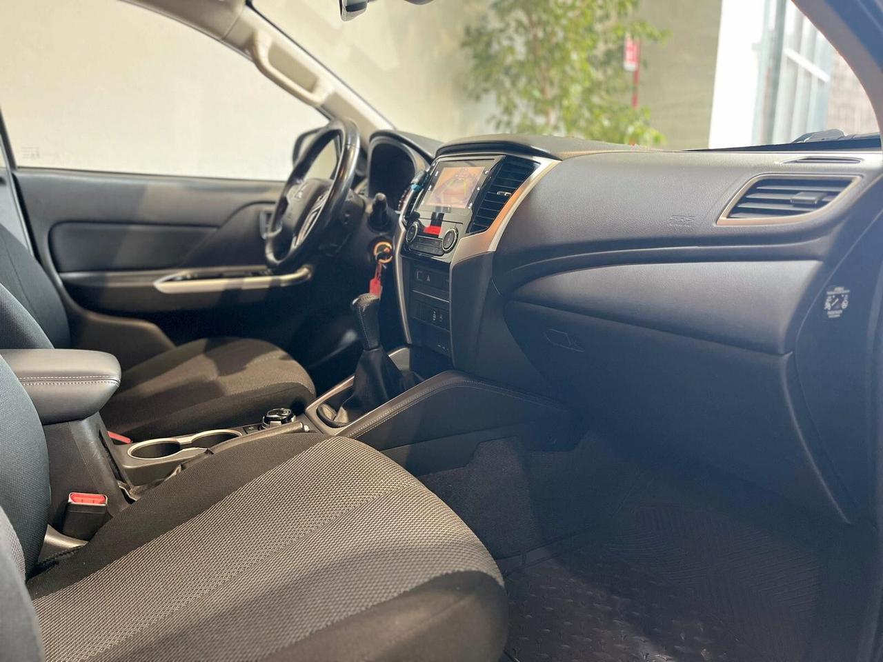 MITSUBISHI L200 2.3 D Double Cab 4x4 *2021* *UNICOPRO* *FULL*