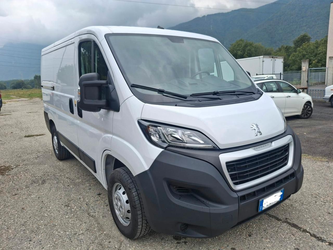 Peugeot Boxer 328 2.2 BlueHDi 120 S&S PC-TN Furgone