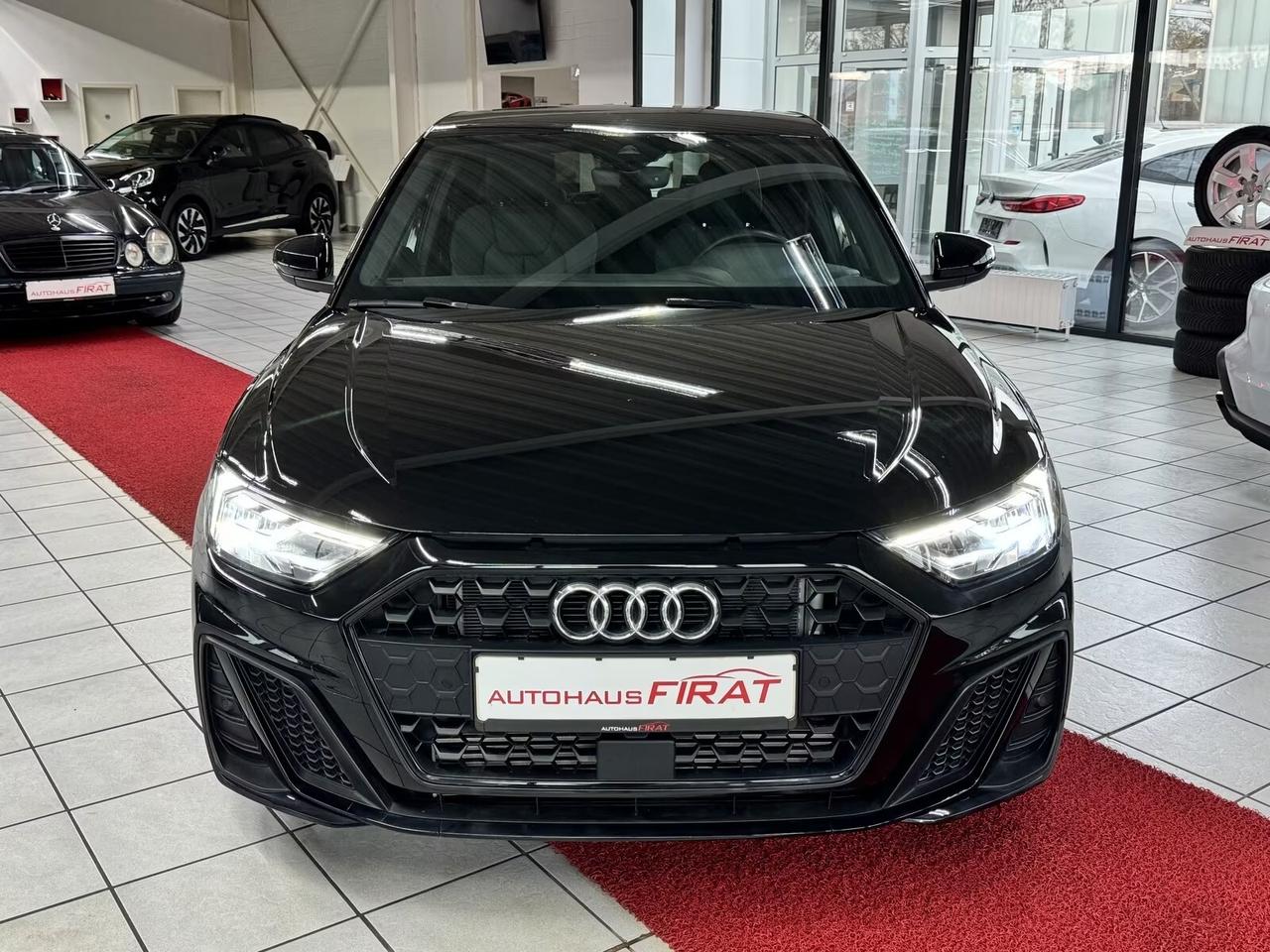 Audi A1 Sportback 40 TFSI S line°Navi°LED