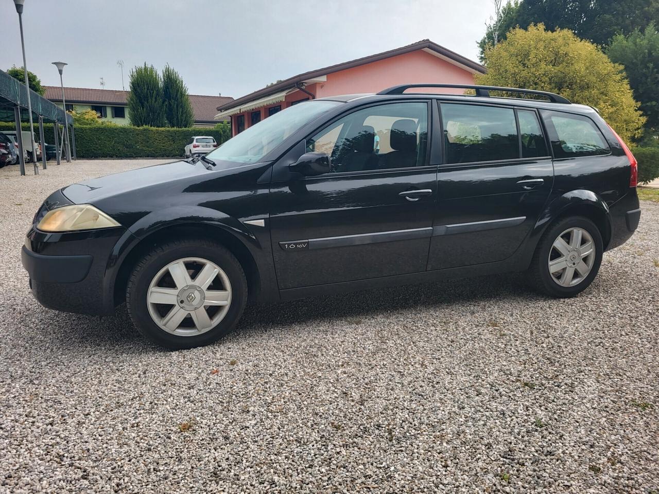 Renault Megane Mégane 1.4 16V Grandtour Confort Dynamique