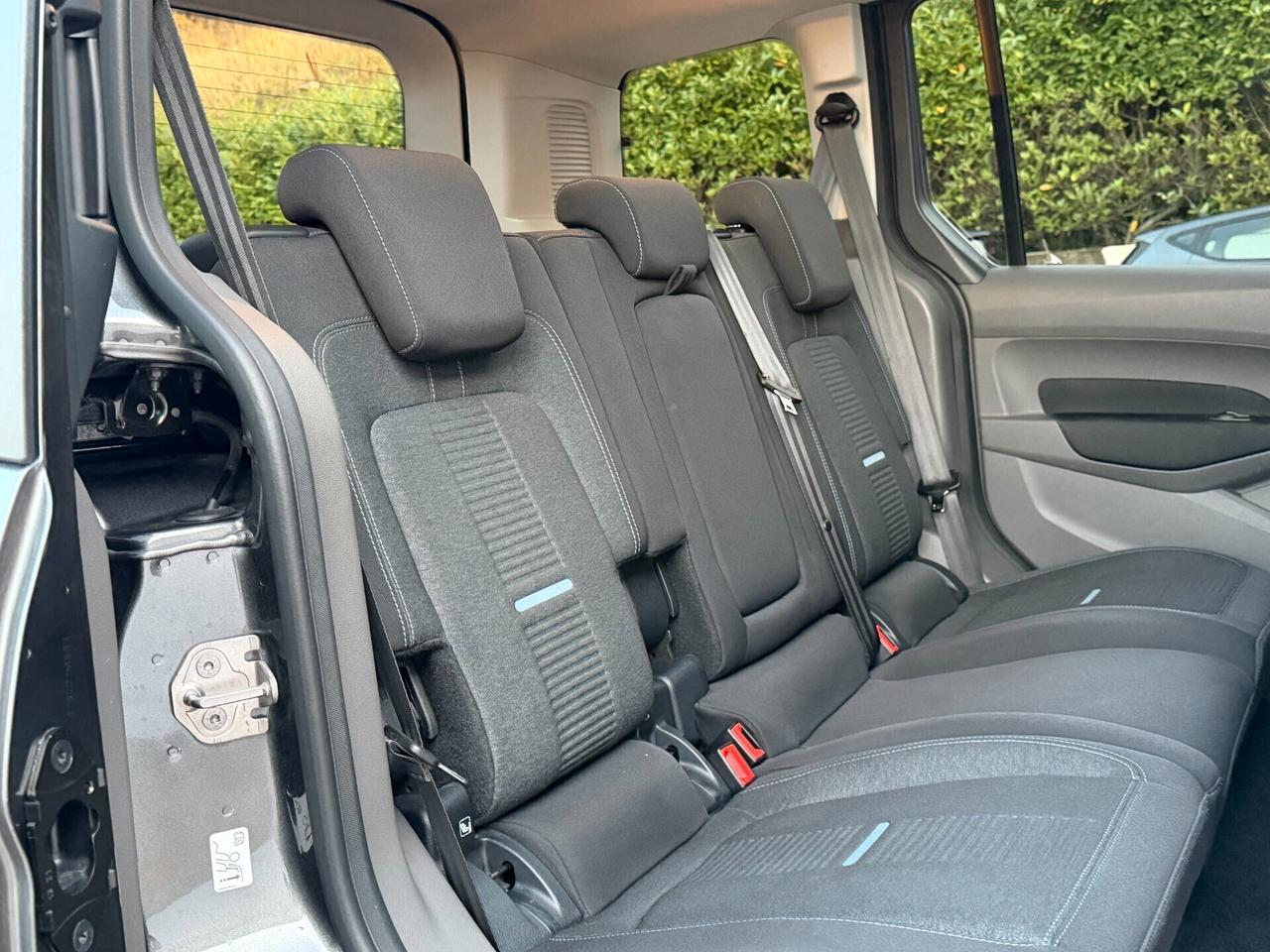 Ford Tourneo Connect 1.5 TDCI 120 cv. ACTIVE (Nav)