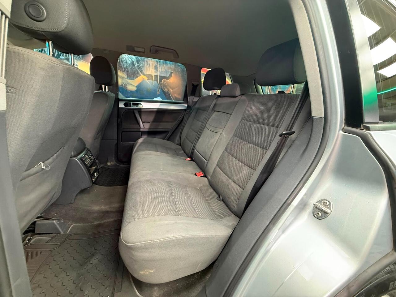 Volkswagen Touareg 2.5 R5 TDI DPF Exclusive (173)