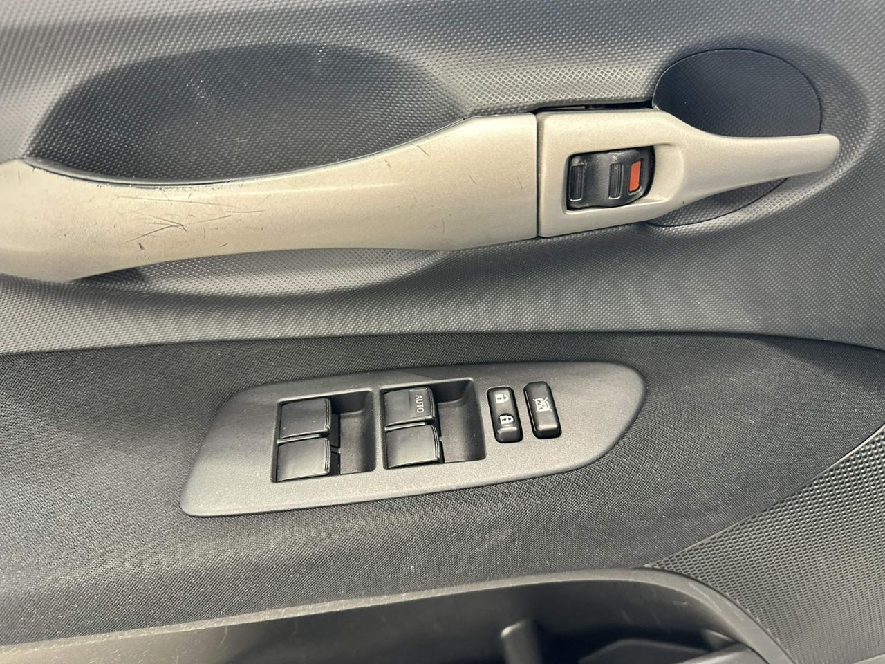Toyota Auris 5p 1.4 d-4d Sol m-mt