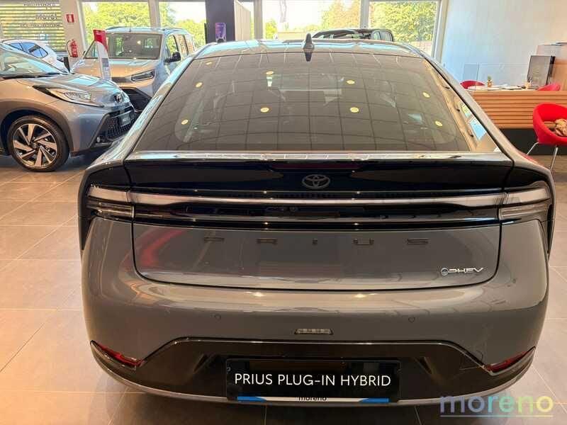 Toyota Prius 2.0 phev Lounge